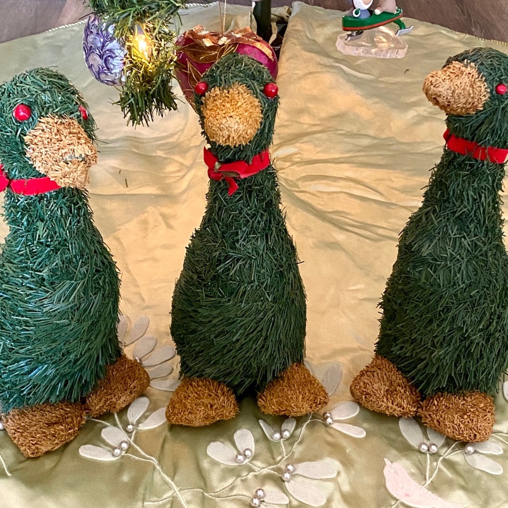 Bundle Set 3 Faux Fauna Holiday Ducks